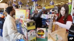 Ekonomi AS tumbuh pada laju tahunan 1,8 persen di kwartal pertama 2013, lebih rendah dari 2,4 persen yang diperkirakan sebelumnya (foto: dok). 