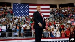 Predsednik Tramp na mitingu u Iriju u Pensilvaniji, 10. oktobra 2018.