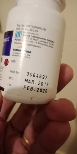 Obat ARV milik Erijadi Sulaeman yang sudah kedaluwarsa. (Foto courtesy: Erijadi Sulaeman)