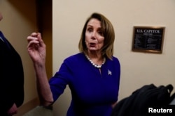 Ketua DPR Nancy Pelosi setelah rapat Kaukus Demokrat setelah laporan Jaksa Khusus Robert Mueller yang tidak menemukan kolusi antara Presiden Donald Trump dan Rusia dalam pilpres 2016, Capitol Hill, Washington, 25 Maret 2019.