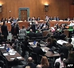 联邦参议院外交关系委员会开会