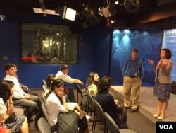 Yosh jurnalistlar "Amerika Ovozi"da