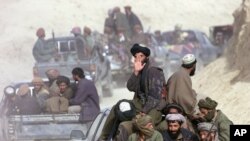 طالبان در اثر حملات هوایی امریکا و نبرد زمینی نیروهای جبهه مقاومت، شکست خوردند