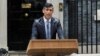 Perdana Menteri Rishi Sunak menyampaikan pidato terkait pemilihan umum, di luar kantornya di Downing Street Nomor 10, di London, Rabu 22 Mei 2024.