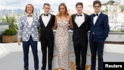 71st Cannes Film Festival - Photocall for the film "The Harvesters" (Die Stropers) in competition for the category Un Certain Regard - Cannes, France, May 15, 2018. 