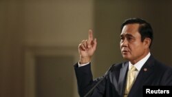 លោក Prayuth Chan-ocha ថ្លែង​ទៅ​កាន់​ប្រជាជាតិ​ និង​បាន​ថ្លែង​ពី​របាយការណ៍​ប្រចាំ​ឆ្នាំ​របស់​រដ្ឋាភិបាល​យោធា​នៅ​ក្នុង​ក្រុង​បាងកក ប្រទេស​ថៃ។