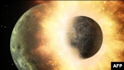 Yer Kürəsi ətrafında bir vaxtlar iki Ay dövrə vururdu (audio)
