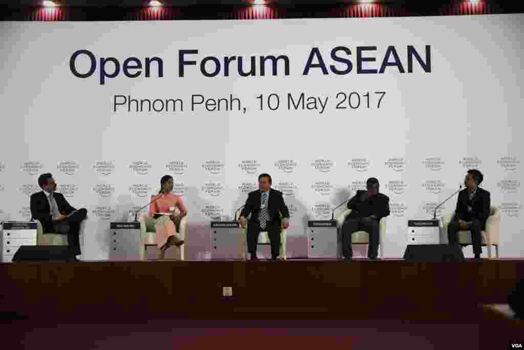 Cambodia hosts World Economic Forum on ASEAN in Phnom Penh, Cambodia, May 10, 2017. (Hean Socheata/VOA Khmer)