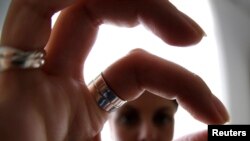 Pilula za kontracepciju koristi se već pola veka ali skoro 200 miliona žena na svetu želi, ali nema pristup sredstvima za kontrolu rađanja.