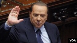 Pengadilan Italia telah menolak dakwaan penipuan pajak terhadap PM Silivio Berlusconi (18/10).