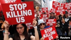 Demonstranti u Hong Kongu traže ostavku vlade Hong Konga i povlačenje zakona o ekstraciji, 16. juna 2019. 