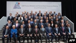 지난해 4월 일본에서 주요 20개국 재무장관과 중앙은행 총재 회의가 열렸다.