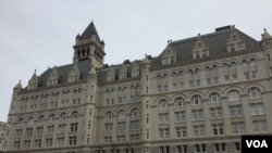 今年开张的华盛顿川普国际酒店与白宫都在宾夕法尼亚大道上。