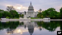 미국 수도 워싱턴의 연방의사당.