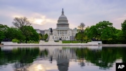 미국 수도 워싱턴의 연방의사당.