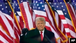 Presiden Donald Trump tiba di sebuah rapat umum dengan para pendukungnya di Washington, 6 Januari 2021.