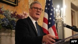 Британскиот премиер Кир Стармер зборува за време на прием на 26 февруари 2025 година во Вашингтон