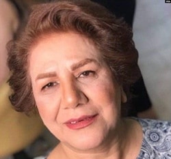 Undated photo of Iranian rights activist Shahla Entesari, who told VOA Persian in an April 28, 2020, interview that the coronavirus pandemic has fueled domestic violence against women in Iran.