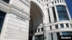 FILE - Kantor Kementerian Luar Negeri Armenia di Yerevan, Armenia, 20 September 2023. (REUTERS/Irakli Gedenidze)