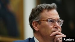 콜린 칼 미 국방부 정책차관이 28일 하원 군사위원회 청문회에 출석하고 있다. 