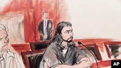 Dalam gambar skates persidangan di pengadilan Federal New York (30/3) ini, terdakwa Haroon Aswat mengaku bersalah atas upayanya mendirikan kamp latihan teroris al-Qaida di pedesaan negara bagian Oregon, AS (AP Photo/Elizabeth Williams)