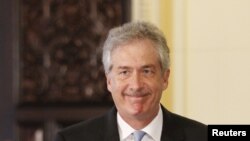 Wakil Menlu AS, Bill Burns melakukan lawatan ke Mesir, menemui para pemimpin sementara negara itu sejak penggulingan presiden Mohamed Morsi (Foto: dok).