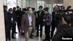Zhong Nanshan visits the Jinyintan hospital, where the patients with pneumonia caused by the new strain of coronavirus are being treated, in Wuhan, Hubei province, China January 19, 2020. (China Daily via REUTERS)