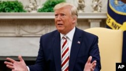 Presiden AS Donald Trump memicu perselisihan baru dengan orang-orang Yahudi Amerika.