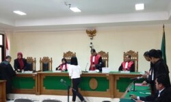 Suasana sidang putusan kasus suap jaksa di Pengadilan Tipikor Yogyakarta, Kamis, 16 Januari 2020. (Foto:VOA/ Nurhadi)