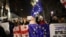 Проевропейские демонстранты на акции протеста против переноса правительством Грузии переговоров о вступлении в Европейский союз. Тбилиси, 11 декабря 2024 г.