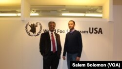 ሁለት ኢትዮጵያውያን ከ30,000 ዶላር በላይ ለዓለም ምግብ ፕሮግራም አስረከቡ