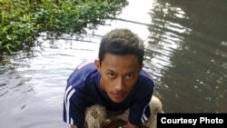 راپور وايي ۷۴۸ میلیونه نور خلک د څښلو پاکې اوبه او صابون نه لري چې لاسونه پرې ووینځي.