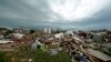 Kerusakan akibat badai tornado di kota Moore, Oklahoma (21/5). Sekitar 40 keluarga Indonesia tinggal di negara bagian Oklahoma, yang dikenal rawan tornado. 