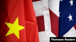 Arhiva - Zastave Kibne i Sjedinjenih država