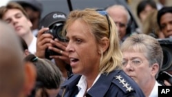 DC Police Chief Cathy Lanier briefs reporters on the shooting in Washington, Sept. 16, 2013.