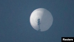 在蒙大拿州比林斯上空发现的高空气球。(2023年2月1日)