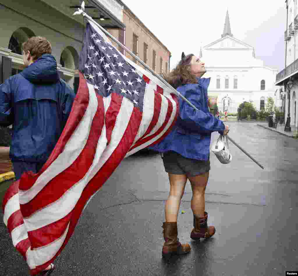 Yangi Orleanda to'fon oldidan vatanparvarlik hissi kuchli