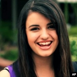 Bieber Perfume a Best-Seller; Glee Leads Emmy Nominations