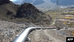 İran Fransa və Britaniyaya neft satışını dayandırdı