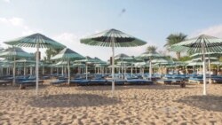 Egyptians Seek New Markets After Devastating Year for Tourism Industry