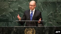 Perdana Menteri Ukraina Arseniy Yatsenyuk saat memberikan sambutan dalam Sidang Umum PBB di New York (24/9).