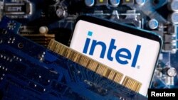 لوگو شرکت اینتل