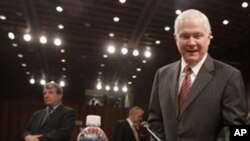US Defense Secretary Robert Gates (file photo)