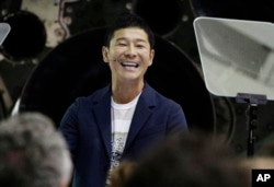 日本服装零售商Zozo亿万富翁老板前泽友作