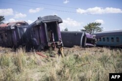 Les services de secours sur le site de la catastrophe, Kroonstad, le 4 janvier 2018
