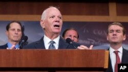 벤 카딘 미 상원의원. (자료사진)