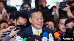 เศรษฐา ทวีสิน นายกรัฐมนตรีไทย ให้สัมภาษณ์ที่ที่ทำการพรรคเพื่อไทยในกรุงเทพฯ ประเทศไทย