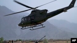 Helikopter militer Pakistan di daerah kesukuan Waziristan Utara.