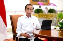 Presiden Jokowi ancam cabut izin usaha dan ekspor perusahaan tambang batu bara yang tidak penuhi kewajiban DMO (biro Setpres)