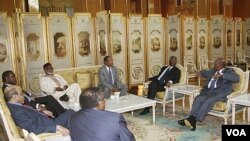 Pembicaraan Sudan Utara dan Selatan dengan para pemimpin Afrika di Addis Ababa, Ethiopia (12/6).